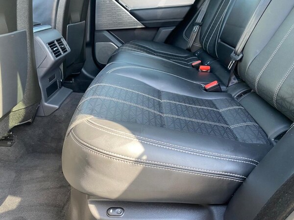 Used Land Rover Range Rover Velar 2017 for sale - 70769754: Photo 43