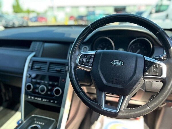 Used Land Rover Discovery Sport 2017 for sale - 74517208: Photo 13