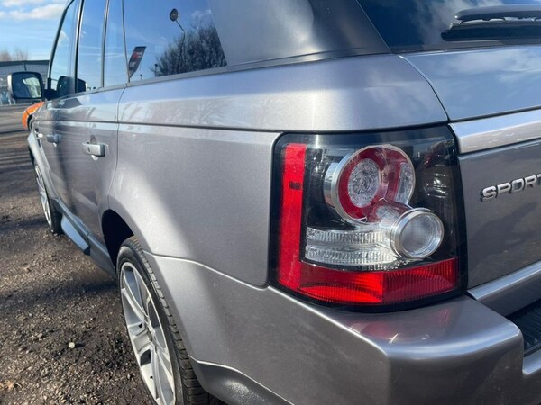 Used Land Rover Range Rover Sport 2013 for sale - 69945817: Photo 11