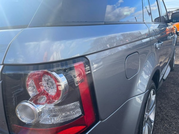 Used Land Rover Range Rover Sport 2013 for sale - 69945817: Photo 12