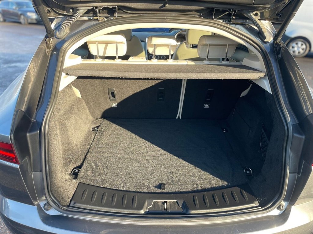 Used Jaguar E-Pace 2018 for sale - 77161710: Photo 17