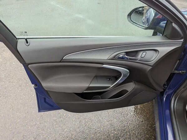 Used Vauxhall Insignia 2015 for sale - 69945815: Photo 33