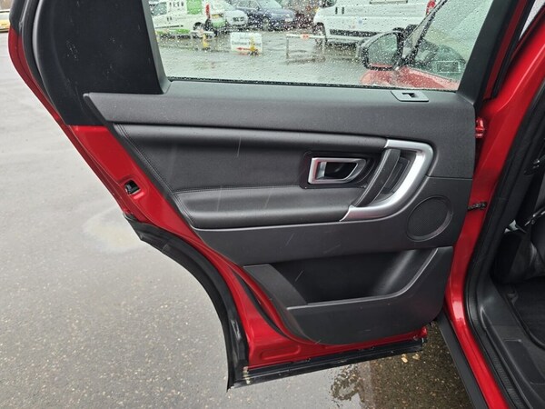 Used Land Rover Discovery Sport 2015 for sale - 73760655: Photo 26
