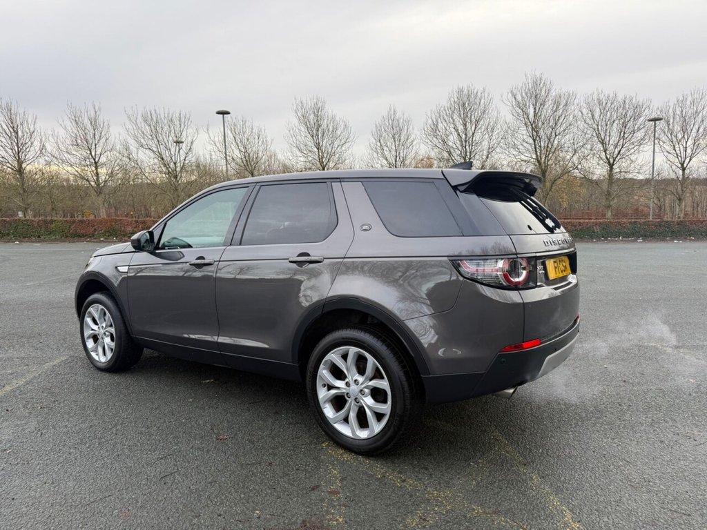 Used Land Rover Discovery Sport 2017 for sale - 76048015: Photo 2