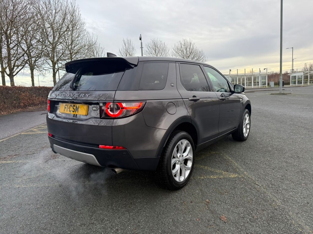 Used Land Rover Discovery Sport 2017 for sale - 76048015: Photo 3