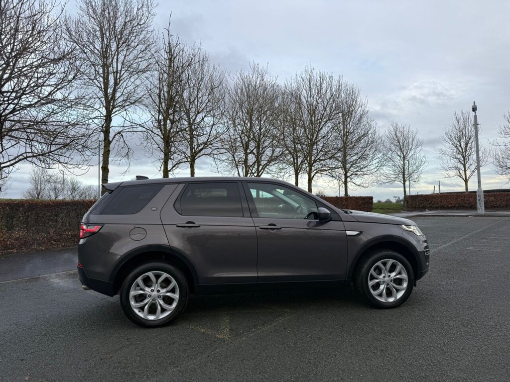 Used Land Rover Discovery Sport 2017 for sale - 76048015: Photo 6