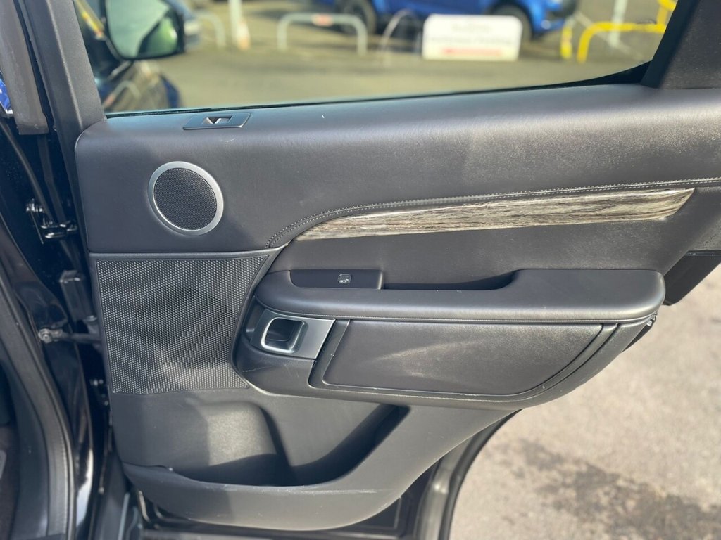 Used Land Rover Discovery 2019 for sale - 77369400: Photo 28