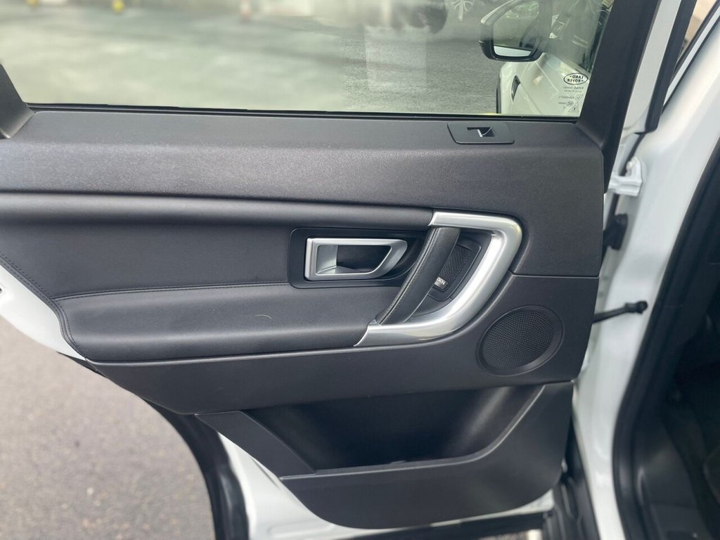 Used Land Rover Discovery Sport 2017 for sale - 76867855: Photo 35