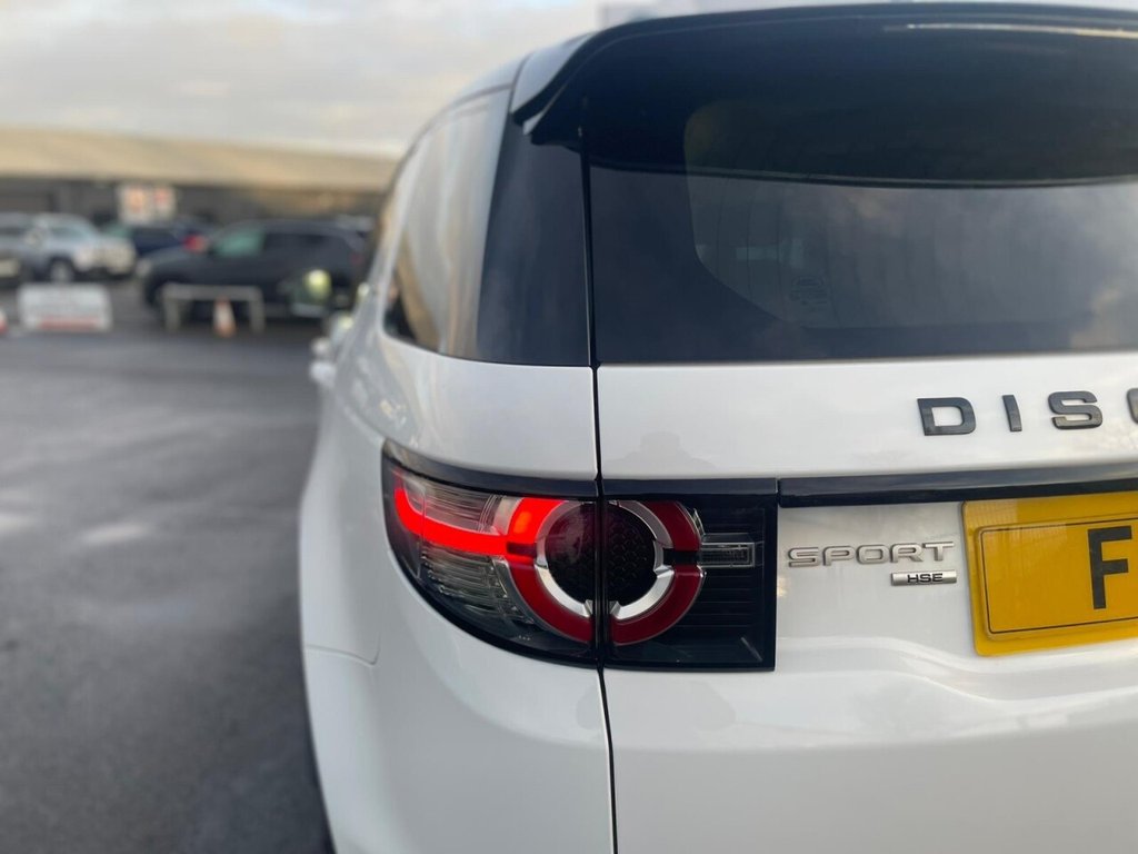 Used Land Rover Discovery Sport 2017 for sale - 76867855: Photo 6