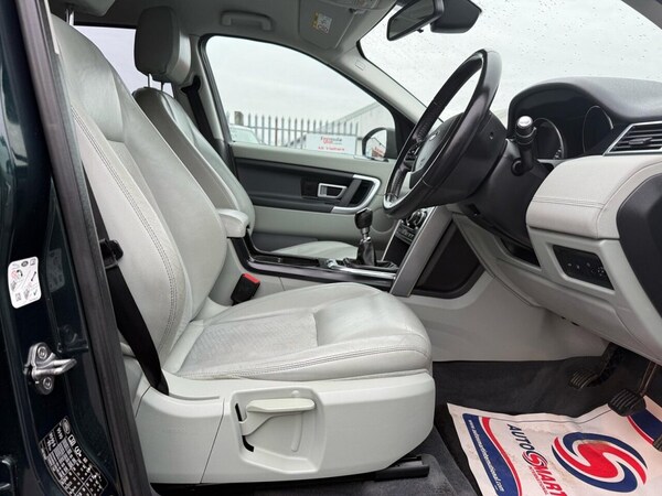 Used Land Rover Discovery Sport 2016 for sale - 73572107: Photo 16