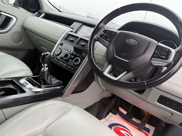 Used Land Rover Discovery Sport 2016 for sale - 73572107: Photo 17