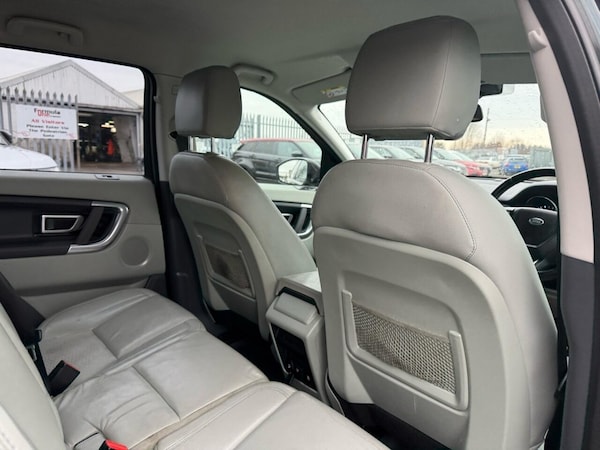 Used Land Rover Discovery Sport 2016 for sale - 73572107: Photo 30