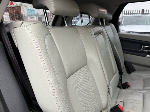 Used Land Rover Discovery Sport 2016 for sale - 73572107: Photo 33