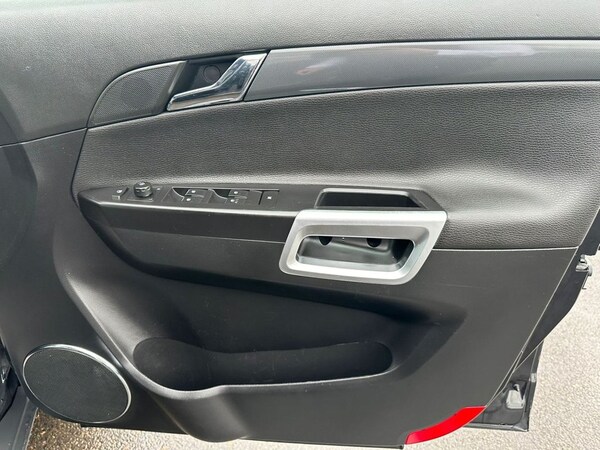 Used Vauxhall Antara 2012 for sale - 69945822: Photo 13