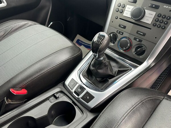 Used Vauxhall Antara 2012 for sale - 69945822: Photo 19
