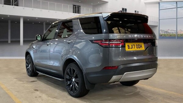 Used Land Rover Discovery 2017 for sale - 74260947: Photo 6