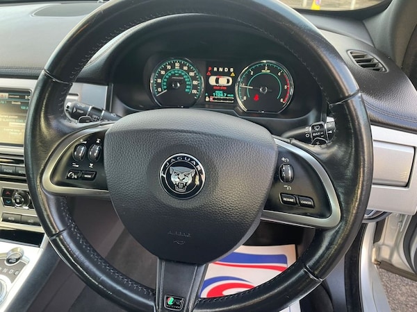 Used Jaguar XF 2014 for sale - 69945781: Photo 20
