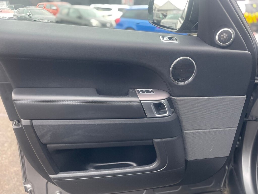 Used Land Rover Range Rover Sport 2018 for sale - 77369360: Photo 31