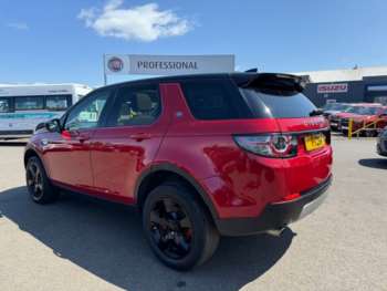 Used Land Rover Discovery Sport 2017 for sale - 74953801: Photo