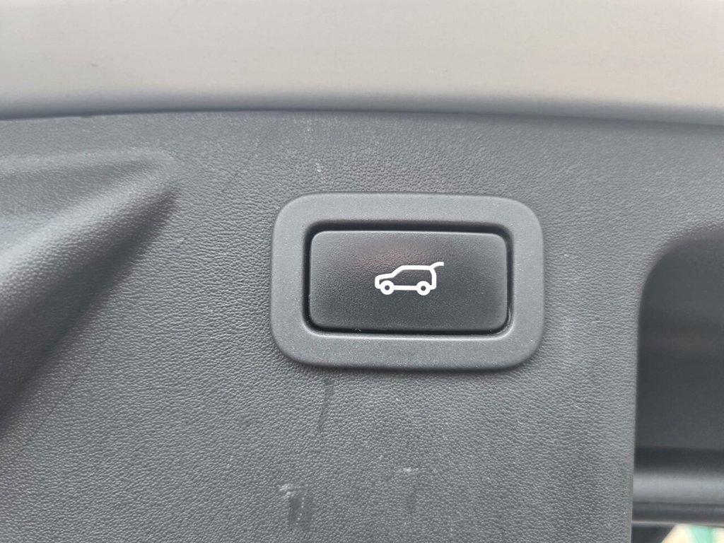 Used Land Rover Discovery Sport 2016 for sale - 77668726: Photo 30