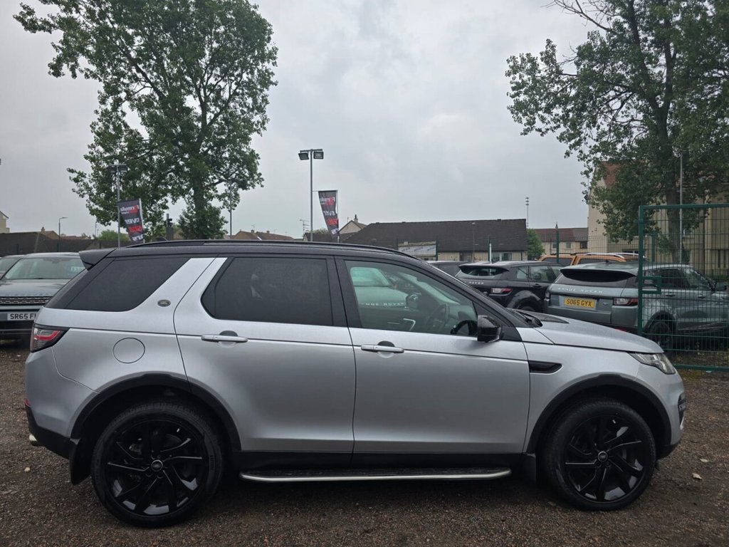 Used Land Rover Discovery Sport 2016 for sale - 77668726: Photo 5