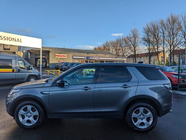 Used Land Rover Discovery Sport 2017 for sale - 65816677: Photo 4