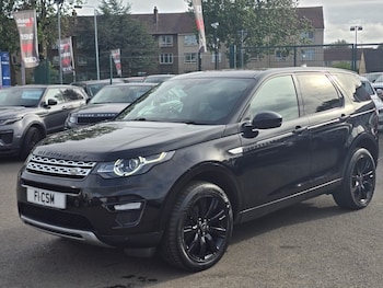 Used Land Rover Discovery Sport 2016 for sale - 75777423: Photo