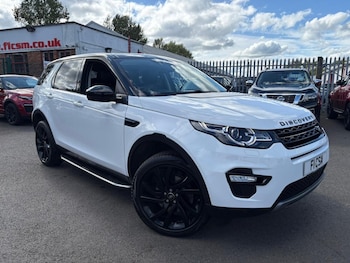 Used Land Rover Discovery Sport 2018 for sale - 75171500: Photo