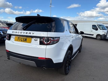 Used Land Rover Discovery Sport 2018 for sale - 75171500: Photo