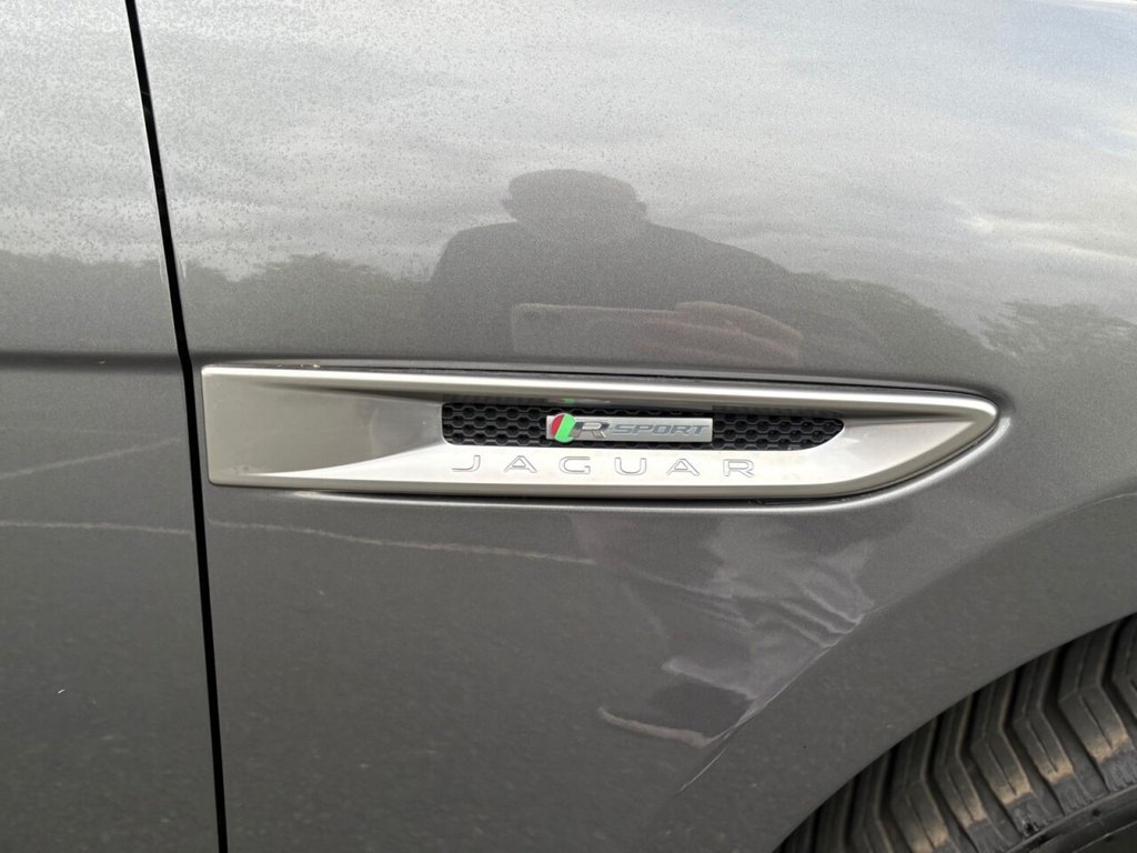 Used Jaguar F-Pace 2018 for sale - 76047988: Photo 17