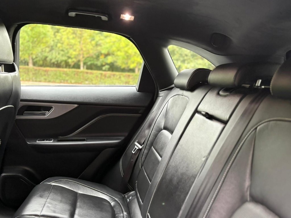 Used Jaguar F-Pace 2018 for sale - 76047988: Photo 23