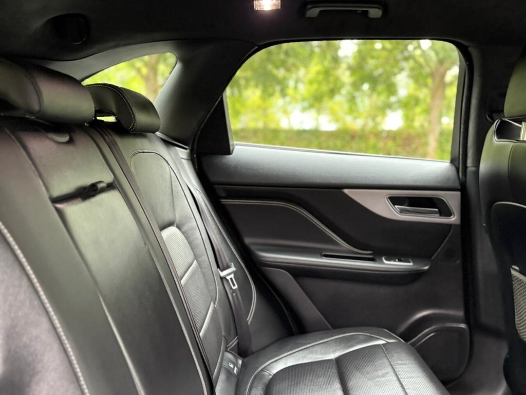 Used Jaguar F-Pace 2018 for sale - 76047988: Photo 40