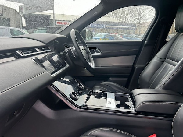 Used Land Rover Range Rover Velar 2018 for sale - 70282480: Photo 31