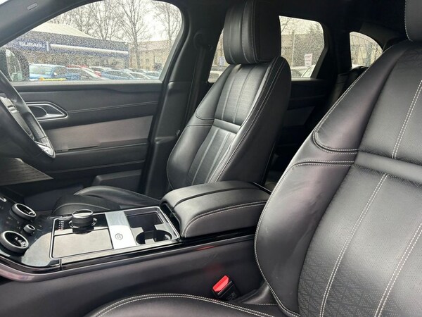 Used Land Rover Range Rover Velar 2018 for sale - 70282480: Photo 32