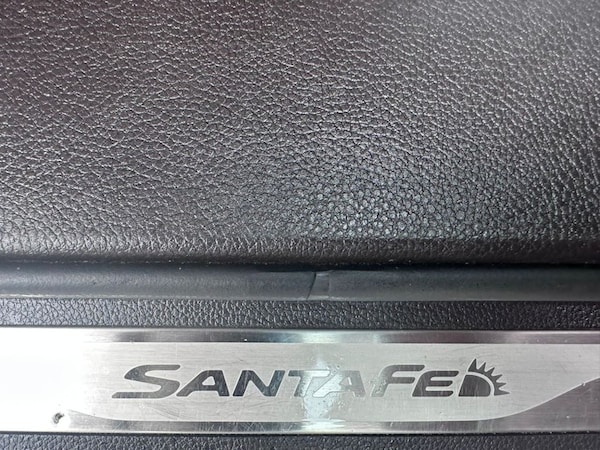 Used Hyundai Santa Fe 2017 for sale - 68341014: Photo 14