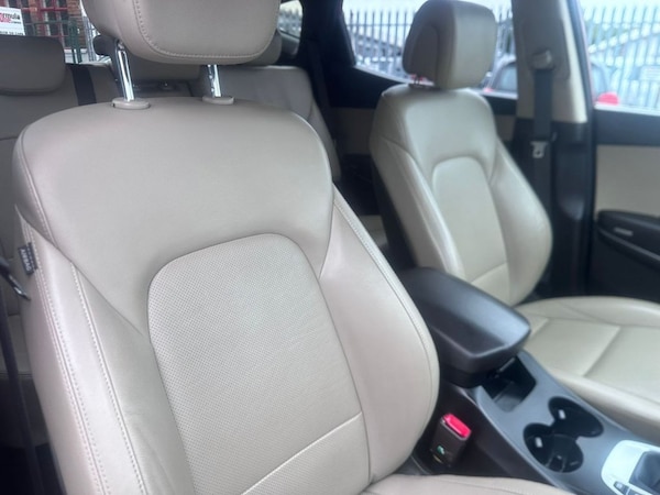 Used Hyundai Santa Fe 2017 for sale - 68341014: Photo 18