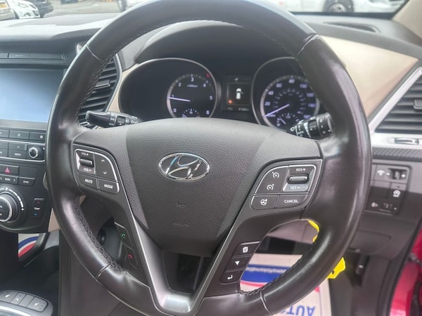 Used Hyundai Santa Fe 2017 for sale - 68341014: Photo 21