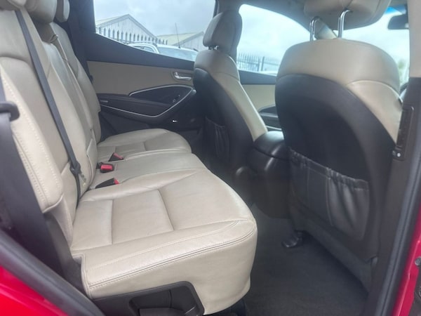 Used Hyundai Santa Fe 2017 for sale - 68341014: Photo 29