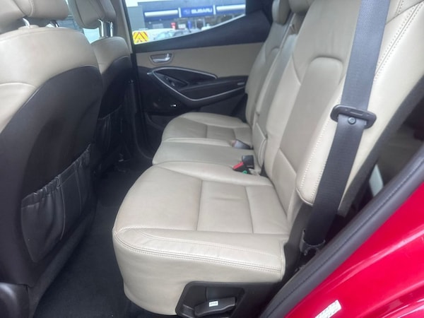 Used Hyundai Santa Fe 2017 for sale - 68341014: Photo 33