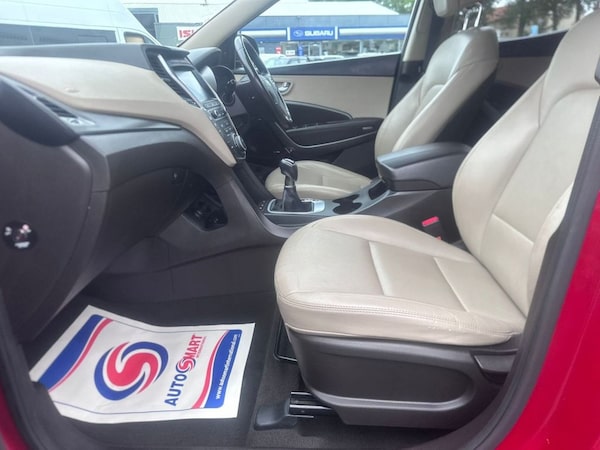 Used Hyundai Santa Fe 2017 for sale - 68341014: Photo 36
