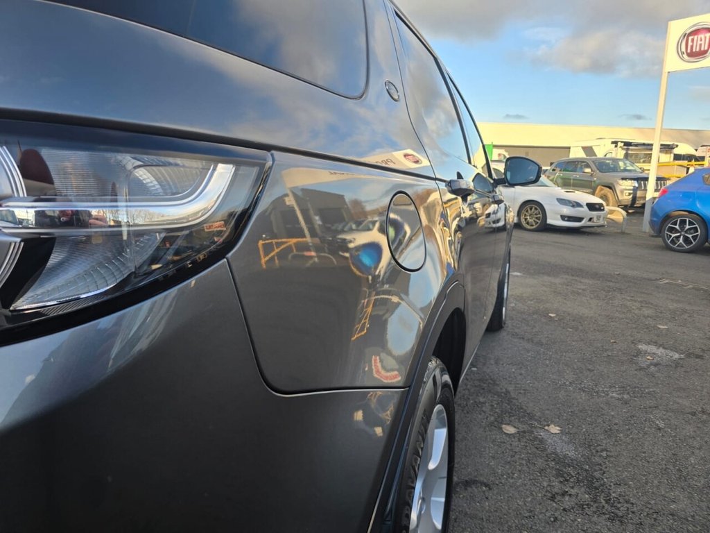 Used Land Rover Discovery Sport 2017 for sale - 76304165: Photo 18