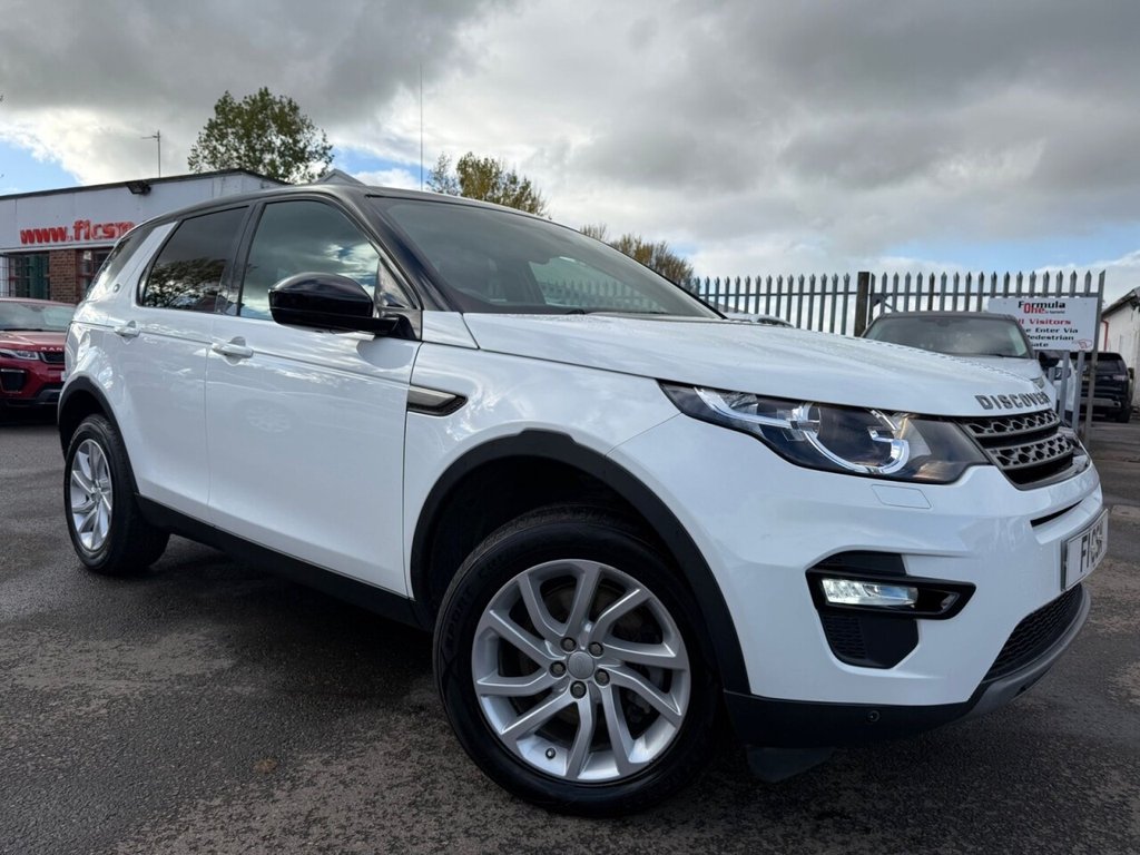 Used Land Rover Discovery Sport 2016 for sale - 76048170: Photo 2
