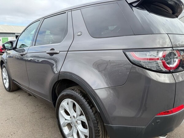 Used Land Rover Discovery Sport 2016 for sale - 73953588: Photo 12