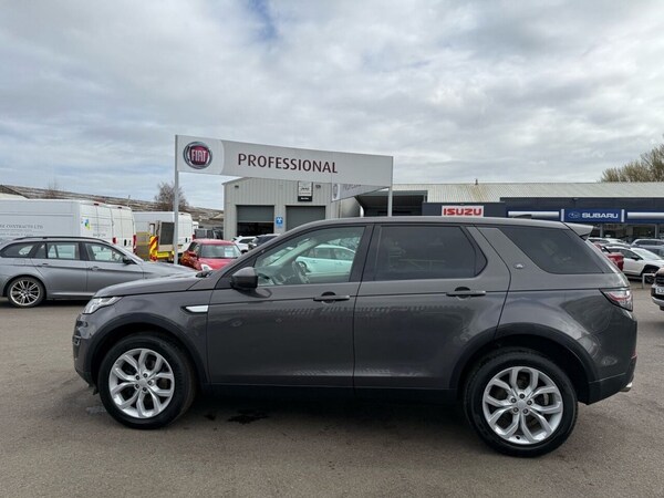 Used Land Rover Discovery Sport 2016 for sale - 73953588: Photo 3