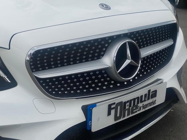 Used Mercedes-Benz E-Class 2018 for sale - 63290585: Photo 38