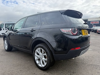 Used Land Rover Discovery Sport 2019 for sale - 75347098: Photo