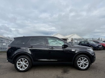 Used Land Rover Discovery Sport 2019 for sale - 75347098: Photo