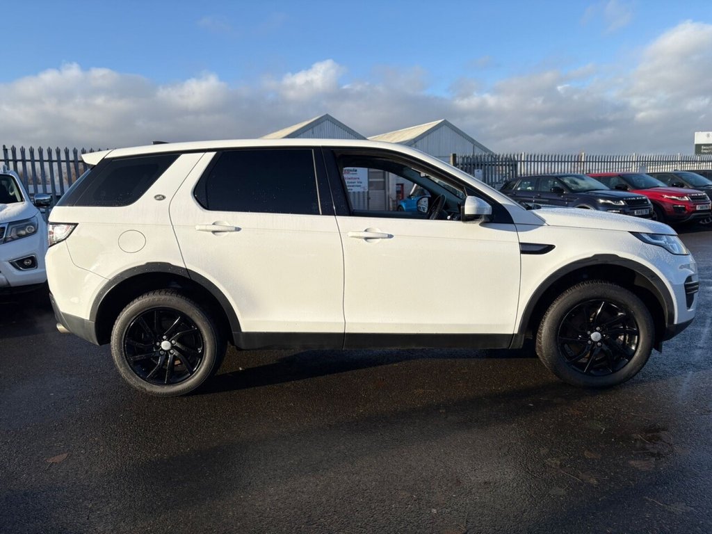 Used Land Rover Discovery Sport 2017 for sale - 76203202: Photo 21