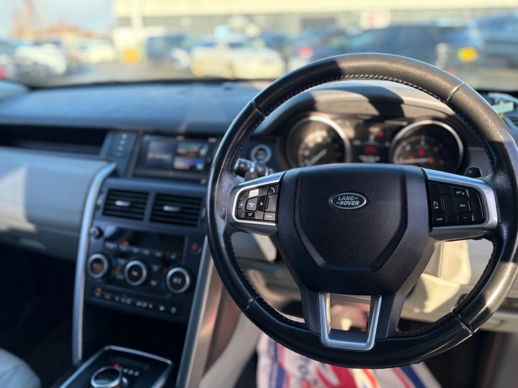 Used Land Rover Discovery Sport 2017 for sale - 76203202: Photo 27
