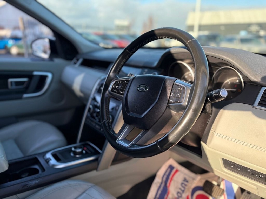 Used Land Rover Discovery Sport 2017 for sale - 76203202: Photo 29